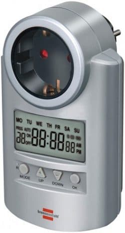 Реле за време с LCD дисплей седмично DT с контакт 16A 230V