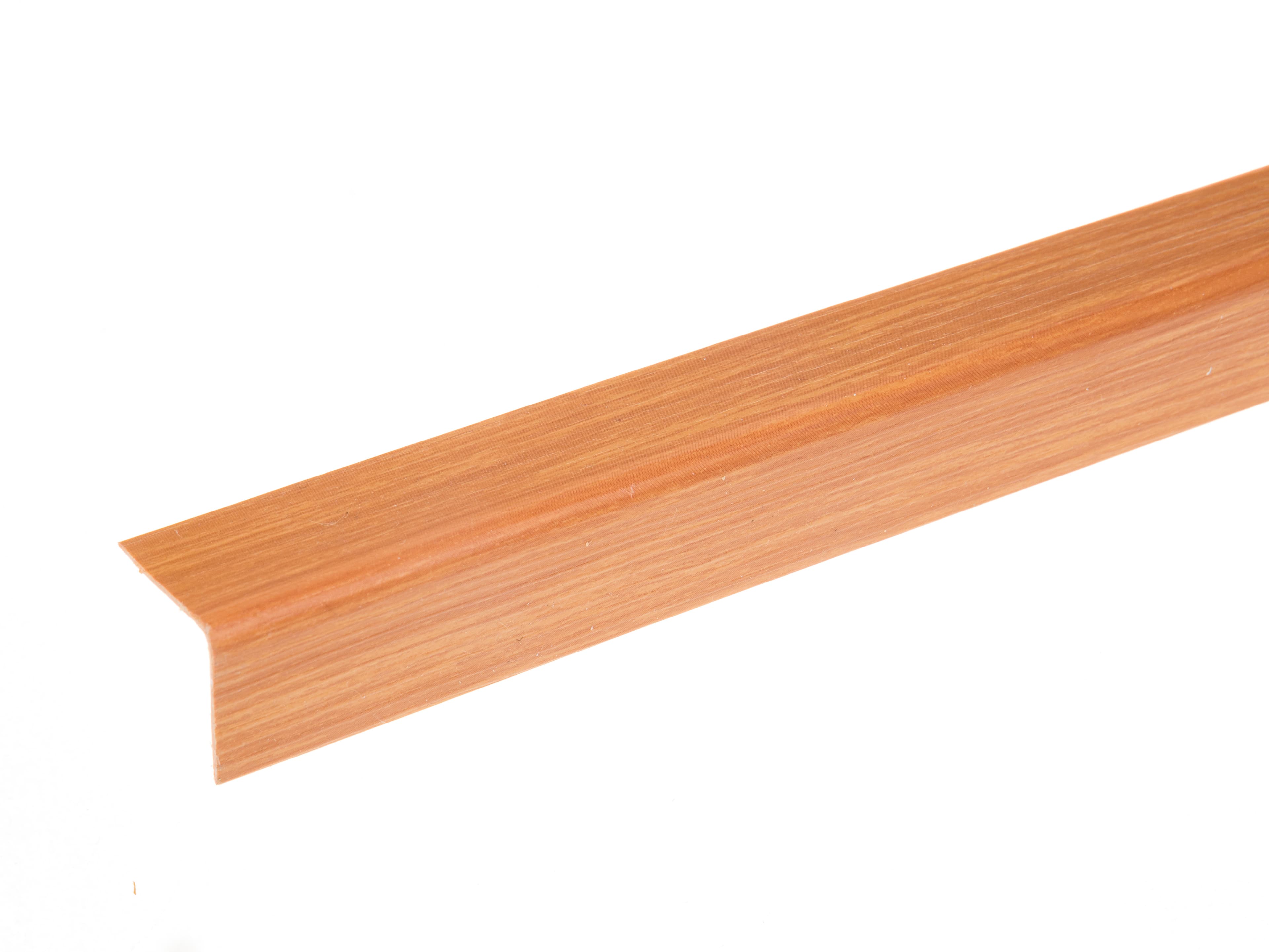PVC V-профил Rosmat RL 101 череша 20х20мм 2.7м