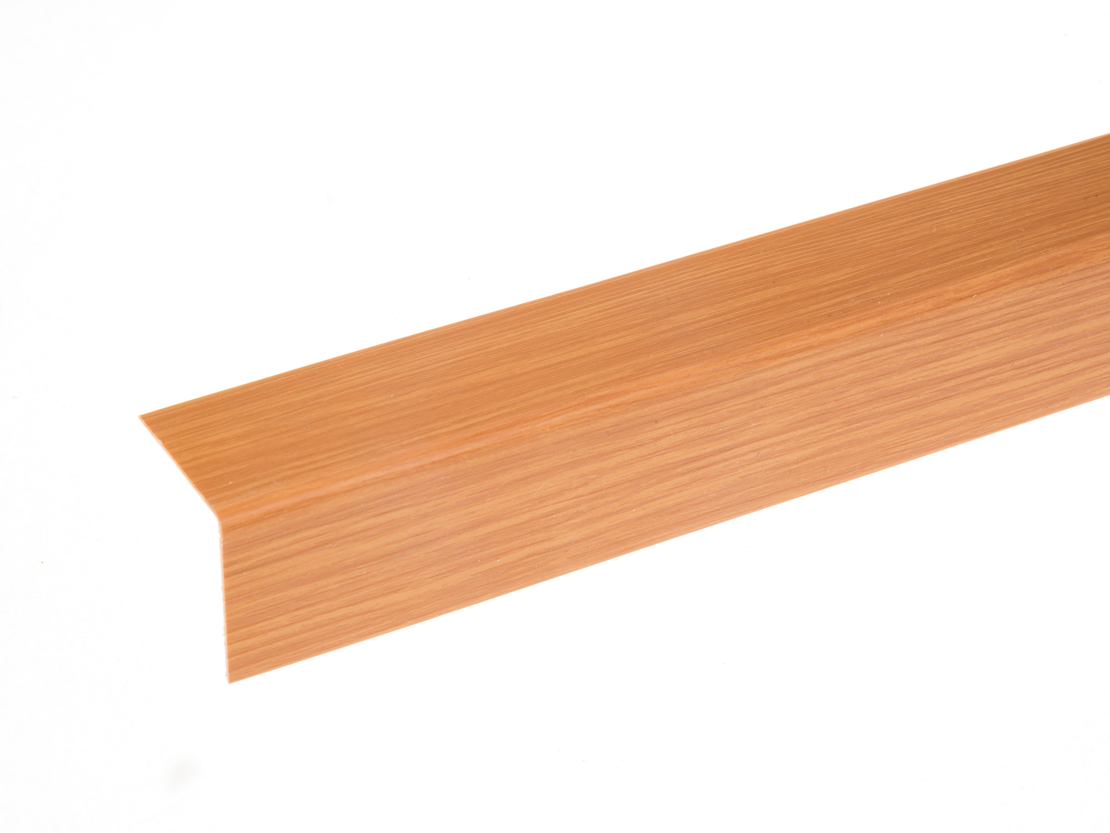 PVC V-профил Rosmat RL 101 череша 30х30мм 2.7м