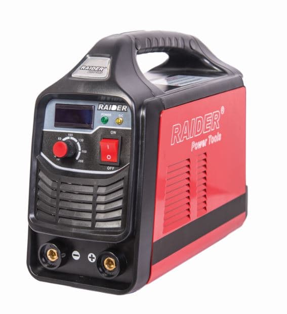 Инвертор RAIDER 200A 