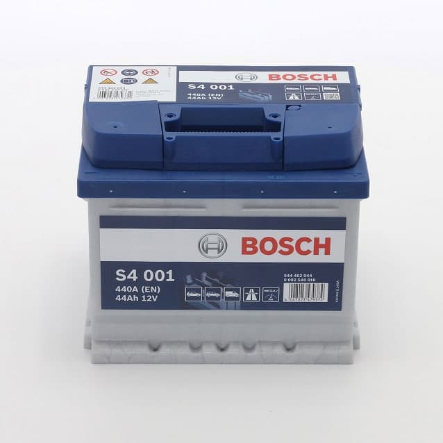 Стартерен акумулатор Bosch S4 44Ah / 440A