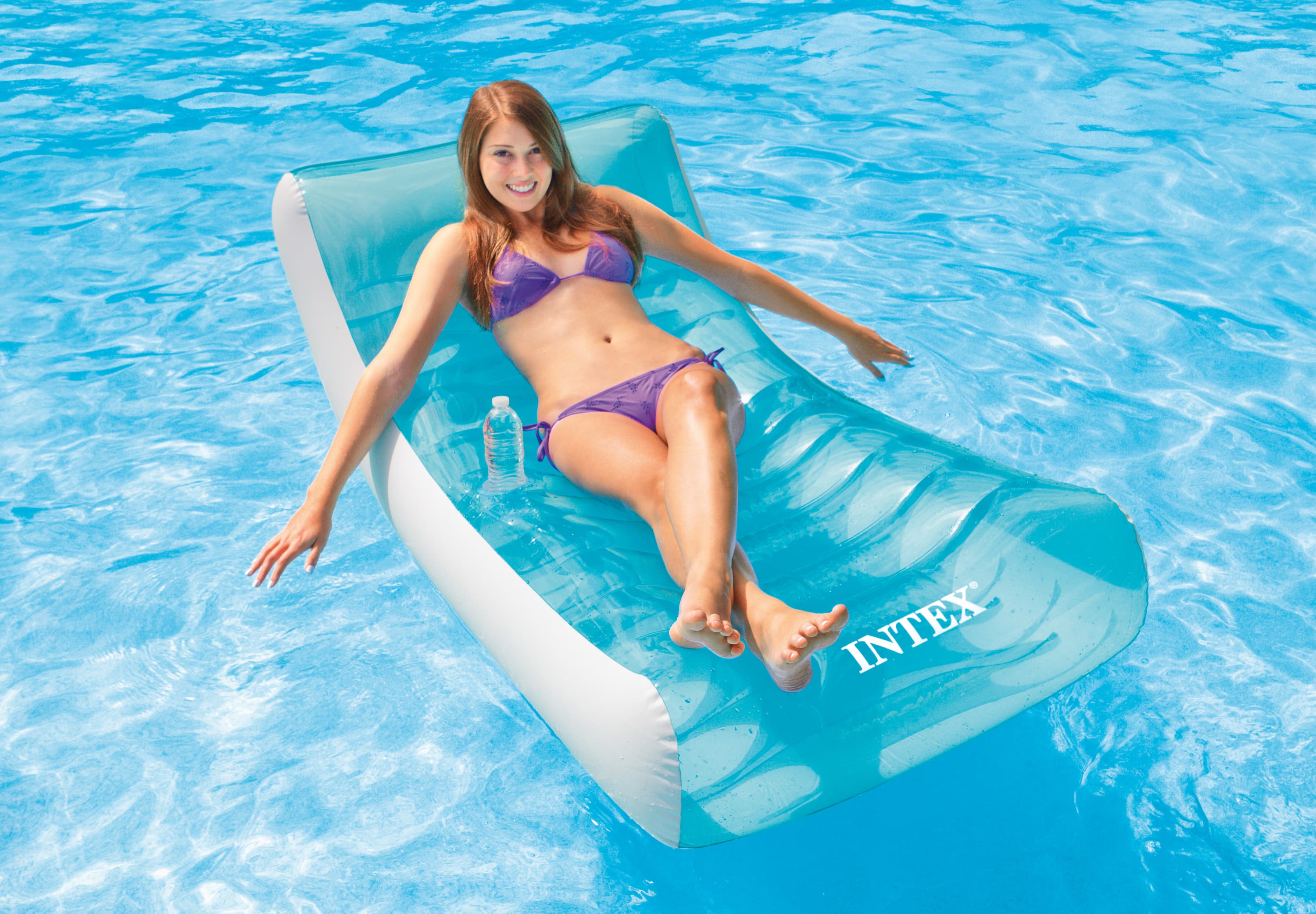 Надуваем дюшек Intex Rockin' Lounge 58856EU / 188х99см