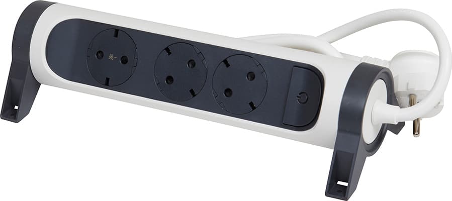 Разклонител 3 гнезда Legrand Premium New 3600W max 1,5м бял/тъмносив