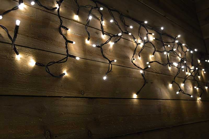 Коледни висулки 200 LED топла светлина черен кабел IP20
