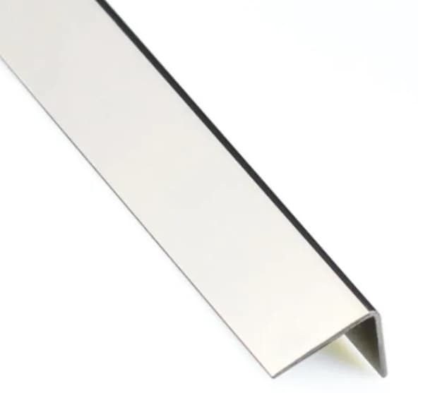PVC ъглов профил 260x2x2см хром