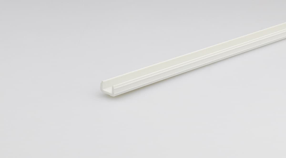 PVC П - образен профил 100x0,8x0,8см бял