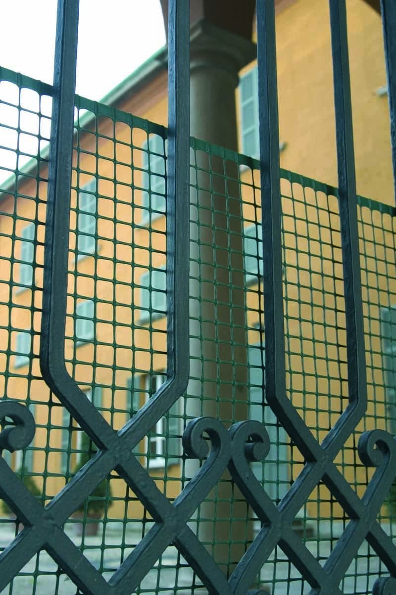 Универсална PVC мрежа Quadra 20 / 1х30м