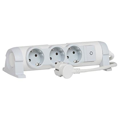 Разклонител Comfort 3X2P+E / 3м кабел 