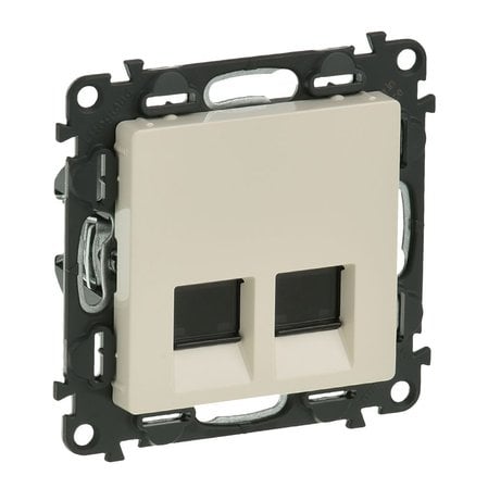 Розетка 2xRJ45 CAT 5E UTP Valena Life Legrand крем 