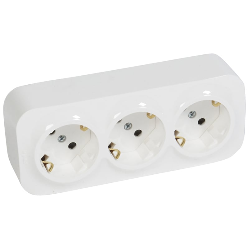 Троен контакт с детска защита за открит монтаж Legrand Forix IP21 бял