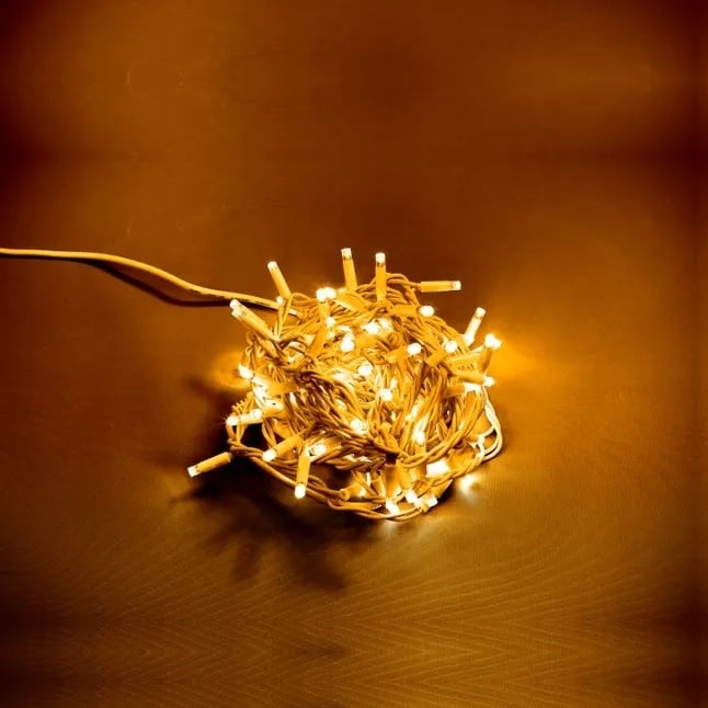 Гирлянд 100 топло бели LED лампички 2700K IP44 10м