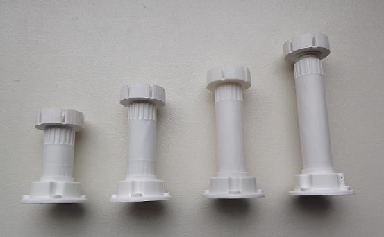 PVC крак база за кухненски шкаф 80х100мм бял