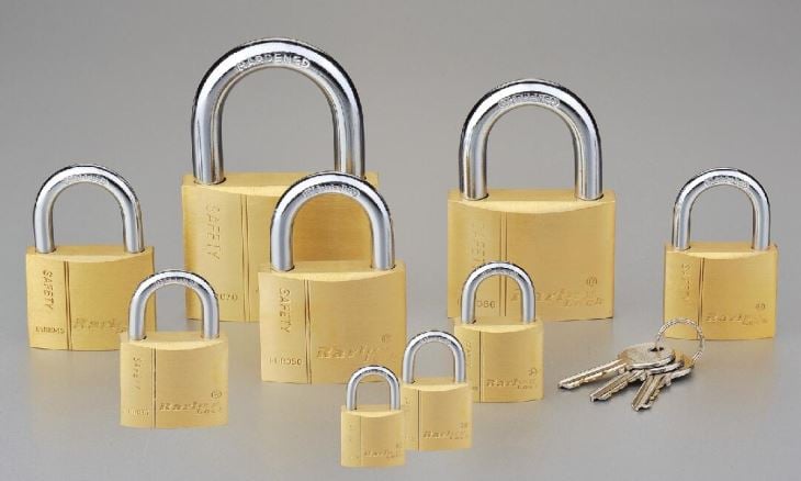 Месингов секретен катинар със закалена скоба Rarlux Solid Brass 50mm