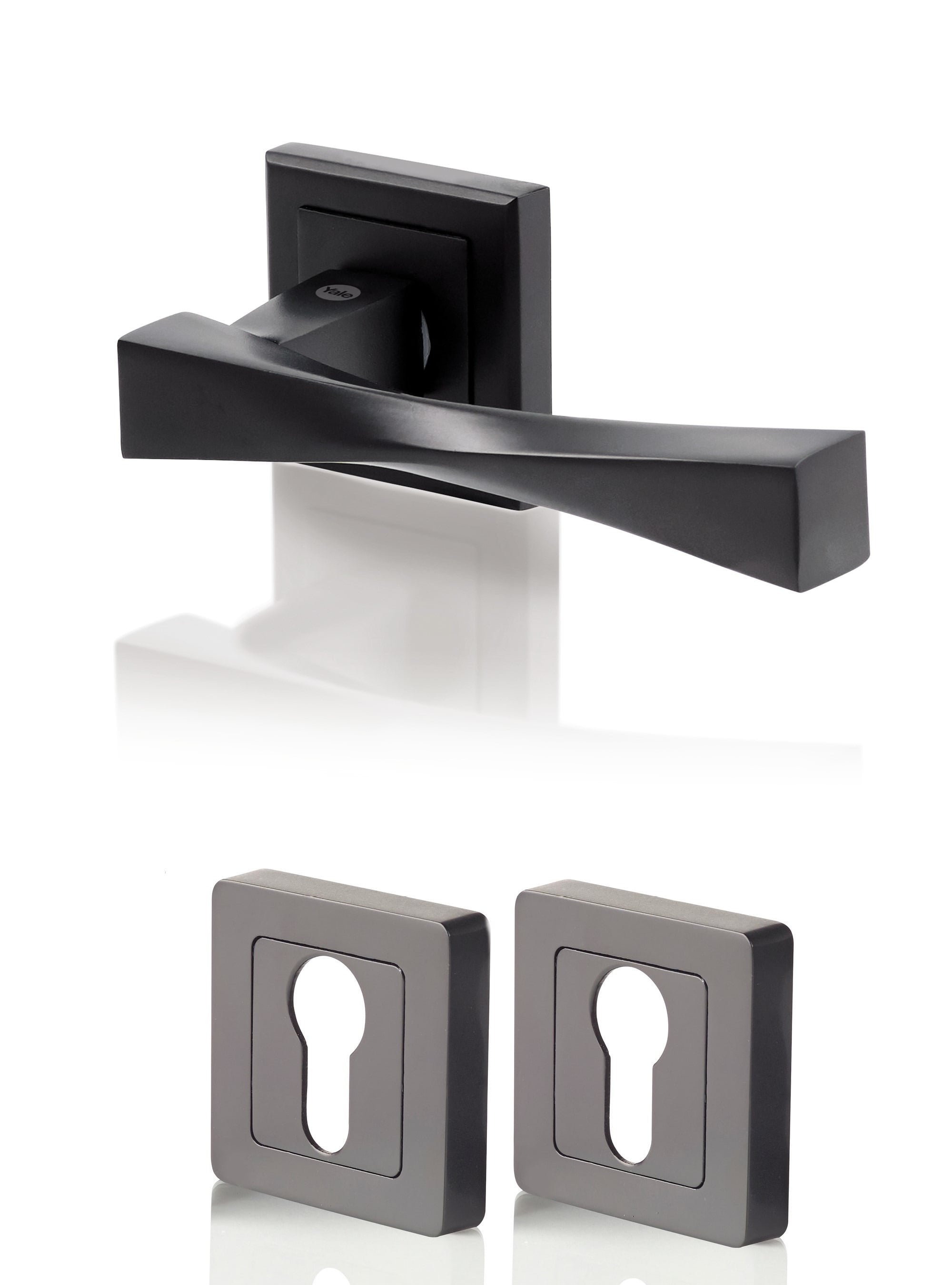 Дръжка с розетка секретен ключ Yale Verona black mat