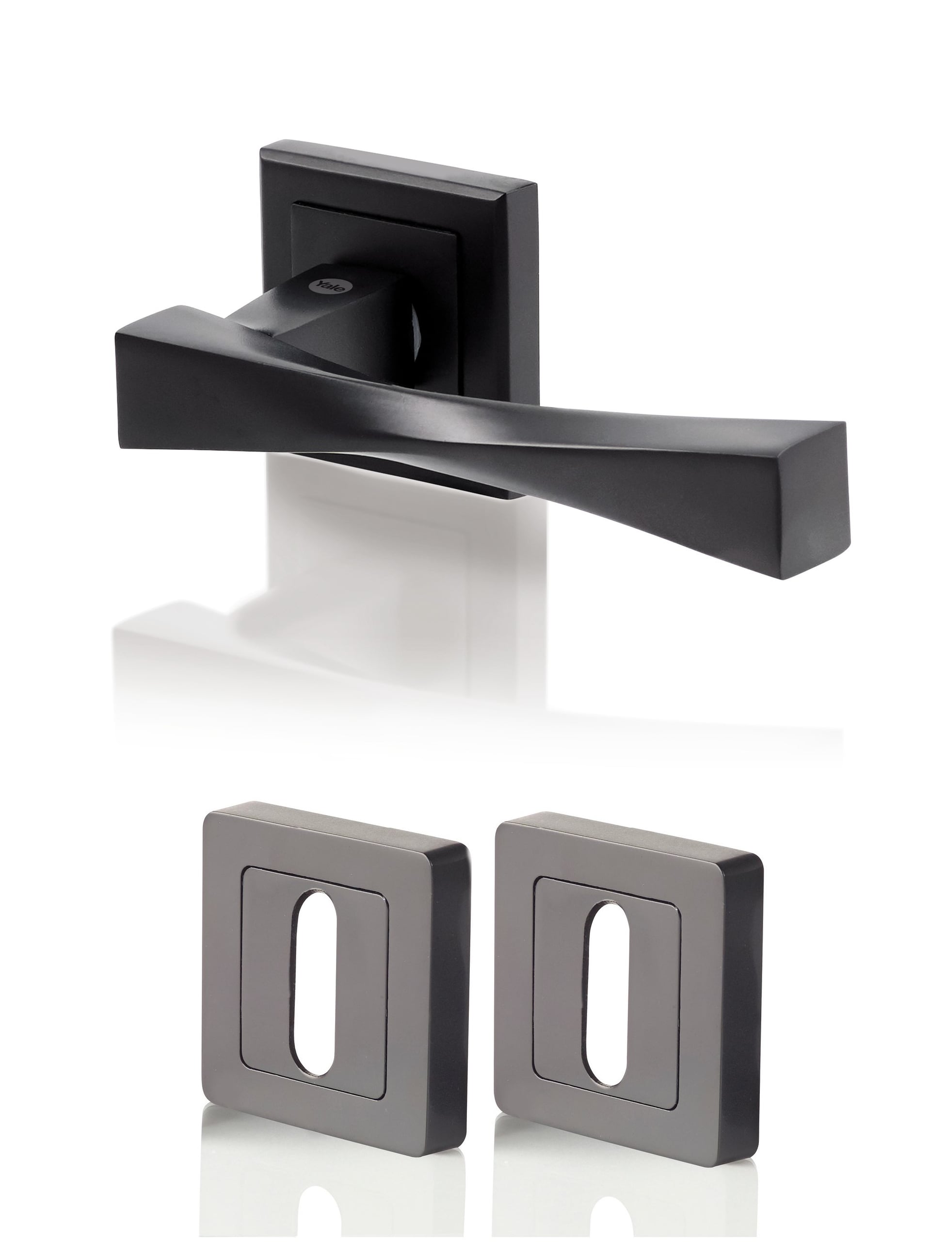 Дръжка с розетка обикновен ключ Yale Verona black mat