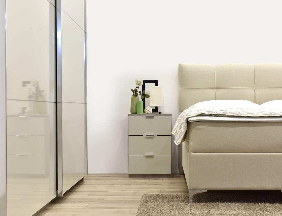 Нощно шкафче Matis Elegance 3F Дъб Нордик + Пясък гланц