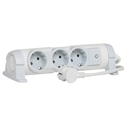 Разклонител Comfort 3X2P+E / 3м кабел 